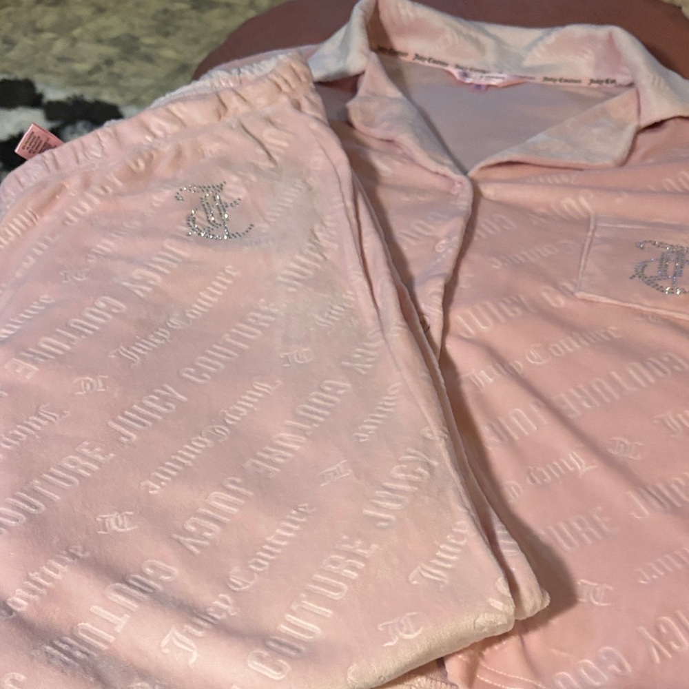 Juicy Couture Light Pink Lounge Set